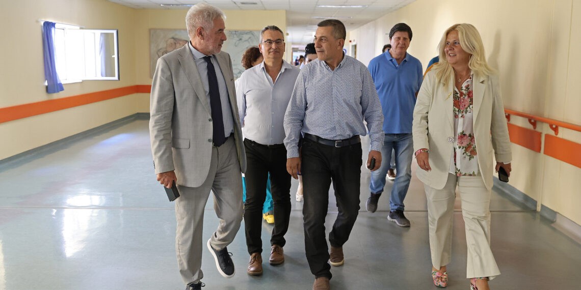 Eνισχύει με 21 μηχανήματα την Μονάδα Νεογνών του ΠΓΝΛ